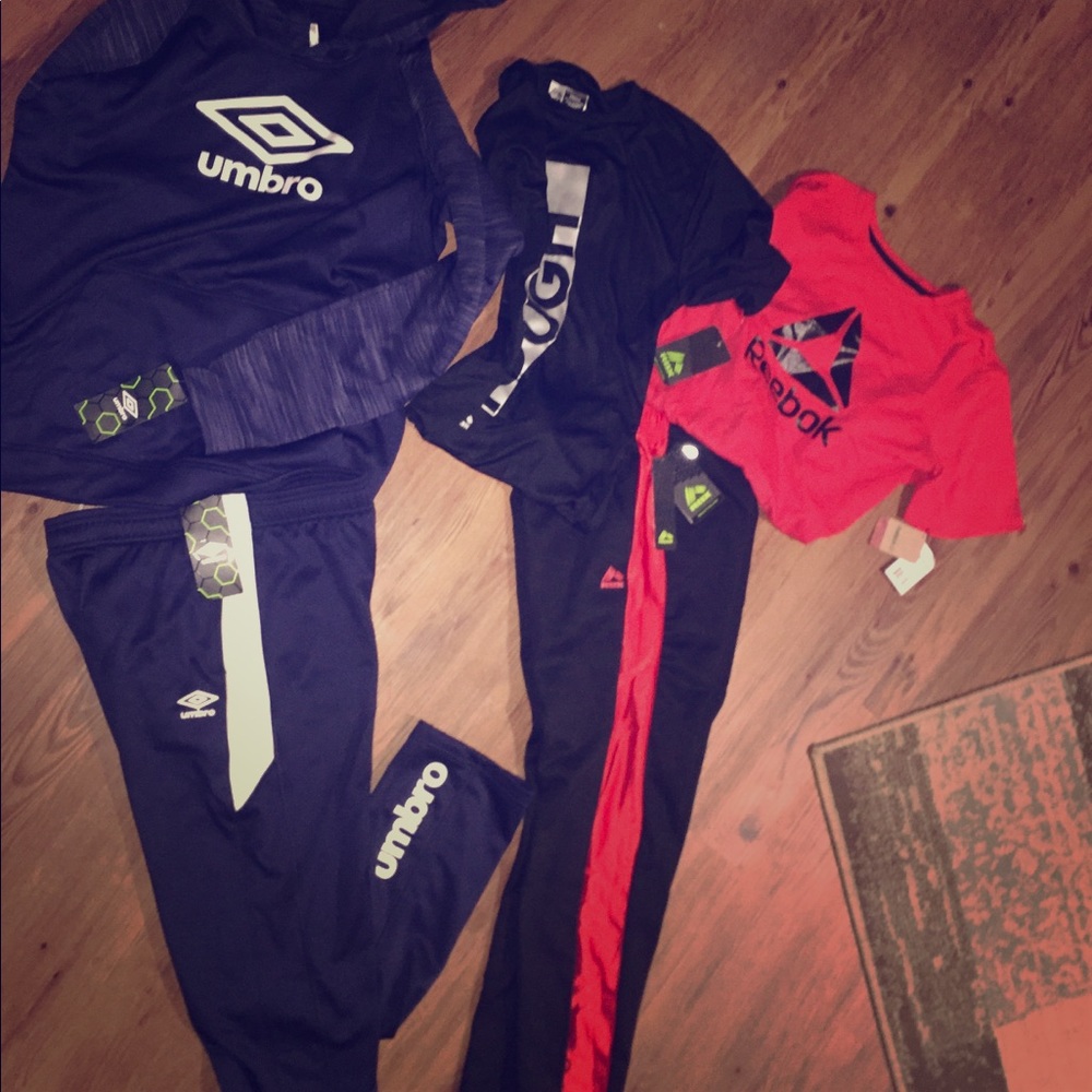 Tracksuit sets (2) Reebok/umbro